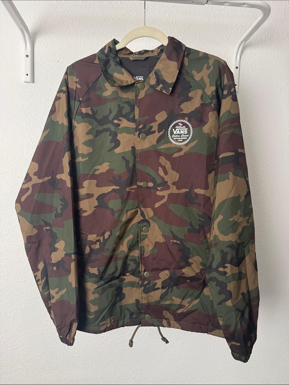 Vans Men’s Camouflage Windbreaker Jacket.